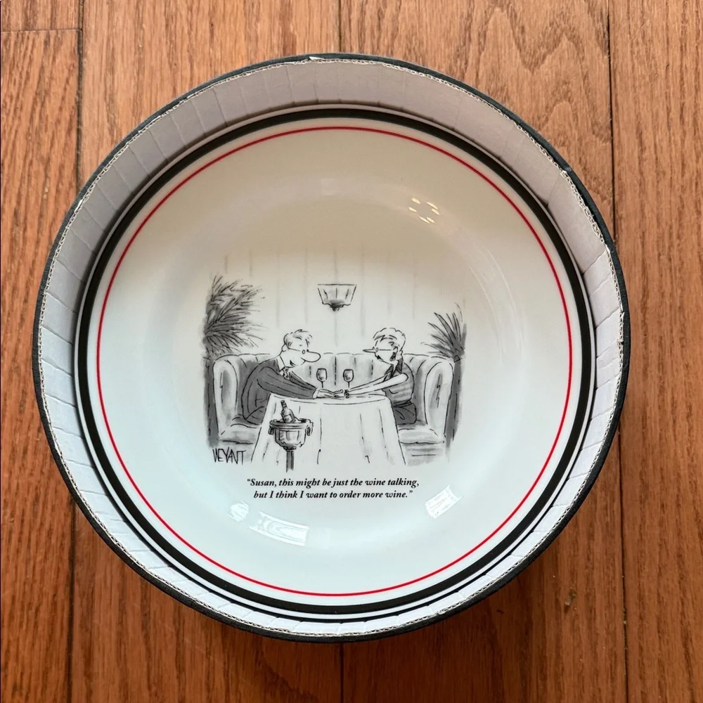 Set/5 Restoration Hardware The New Yorker 4 Christmas Santa Claus Dessert Plates